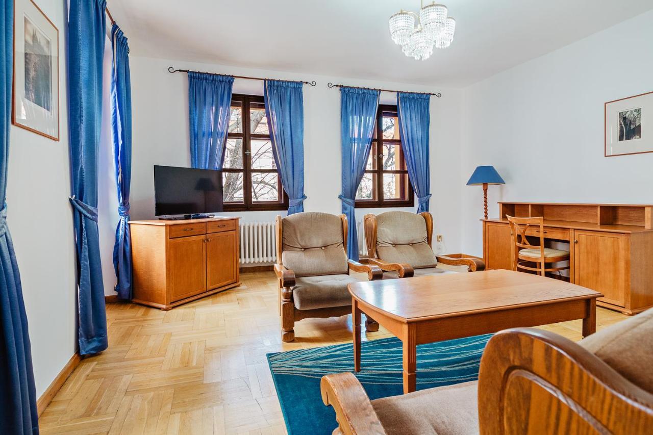 U Cerneho Medveda- At The Black Bear Apartamento Praga Exterior foto